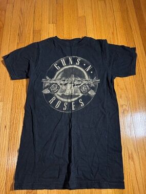 Guns N Roses Band Tee Small Black Graphic Shirt